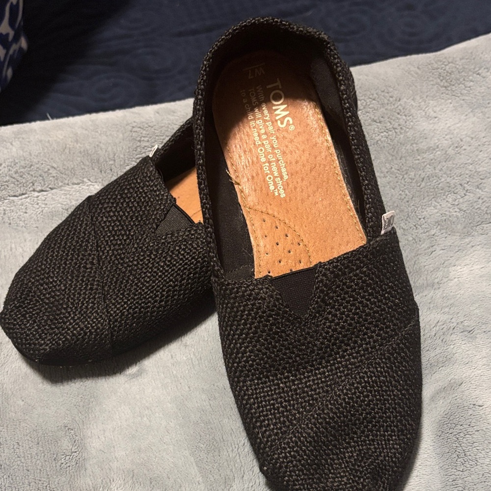 TOMS Classic Black Canvas Slip-Ons